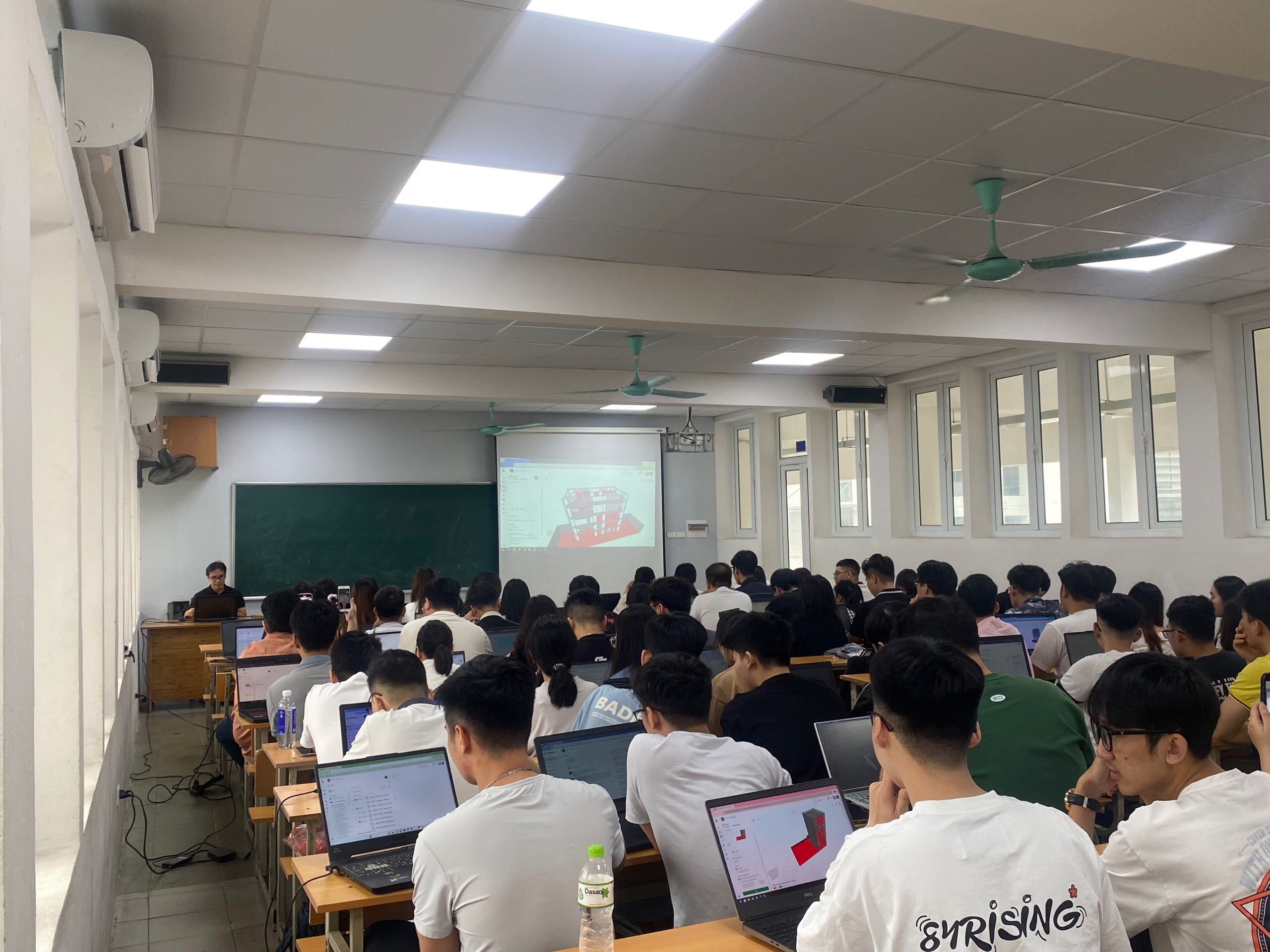 CDE Catenda được đưa vào giảng dạy tại Đại Học Xây Dựng Hà Nội 2